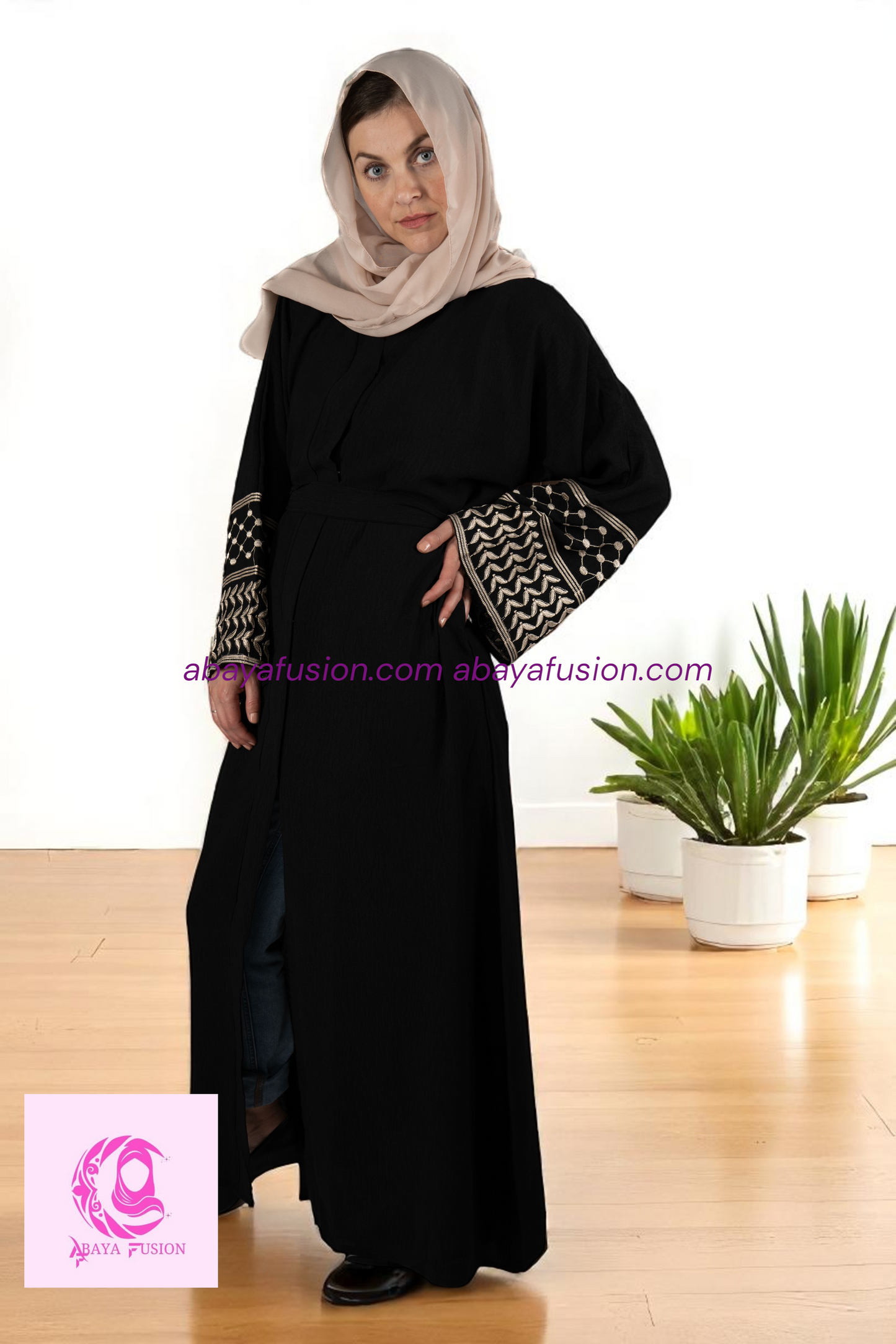 Keffiyeh pattern Dubai Abaya