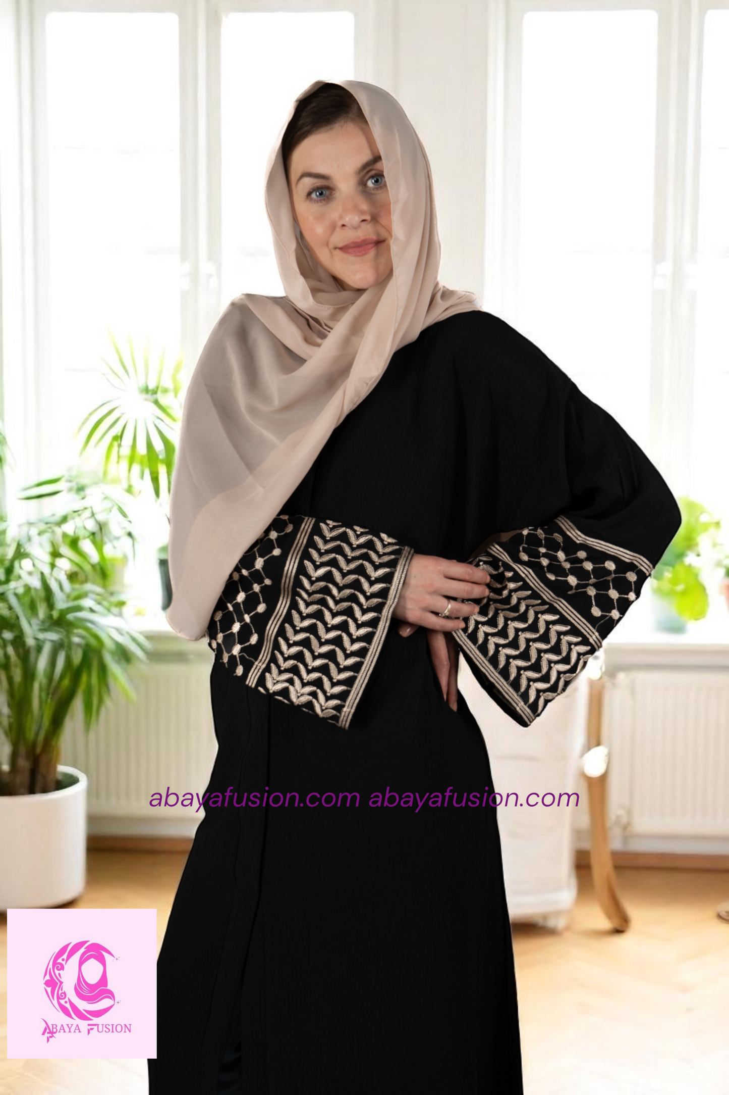 Keffiyeh pattern Dubai Abaya