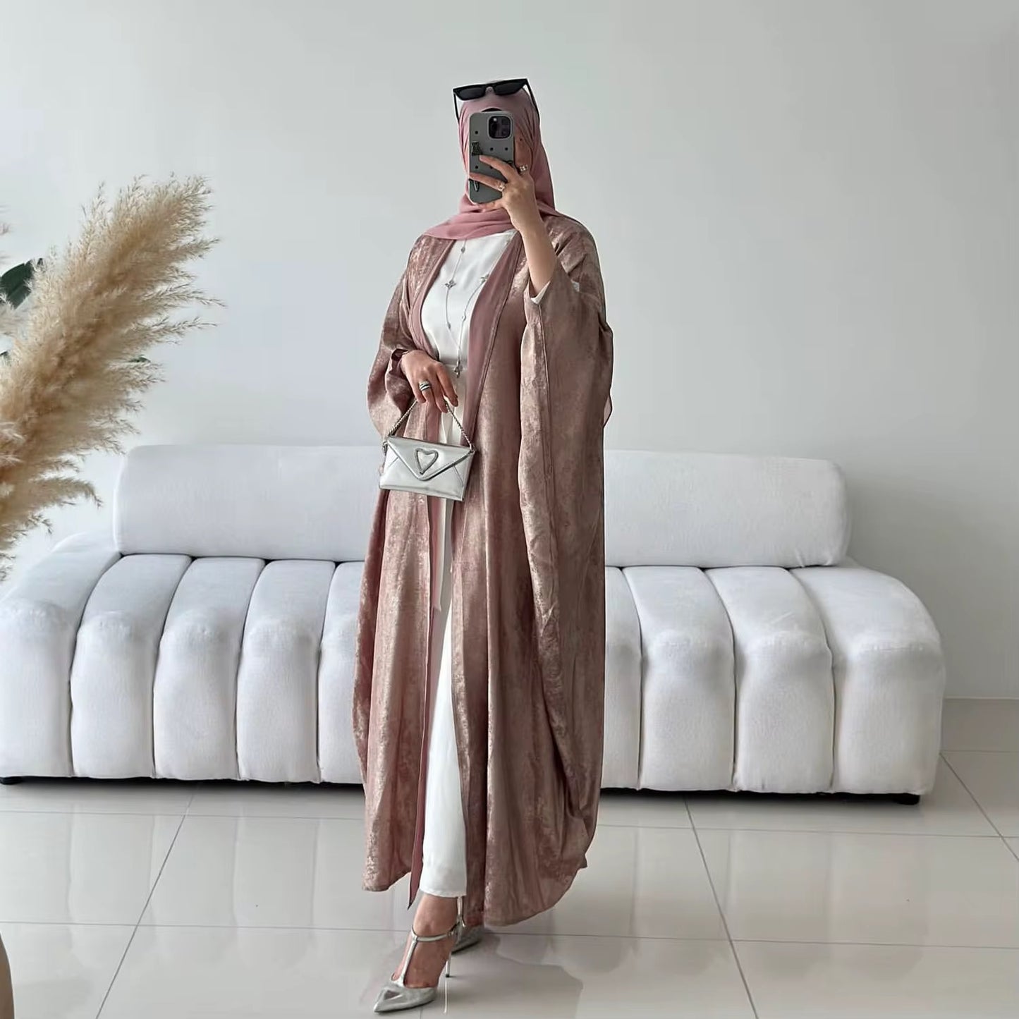 Pink with a metallic sheen Abaya