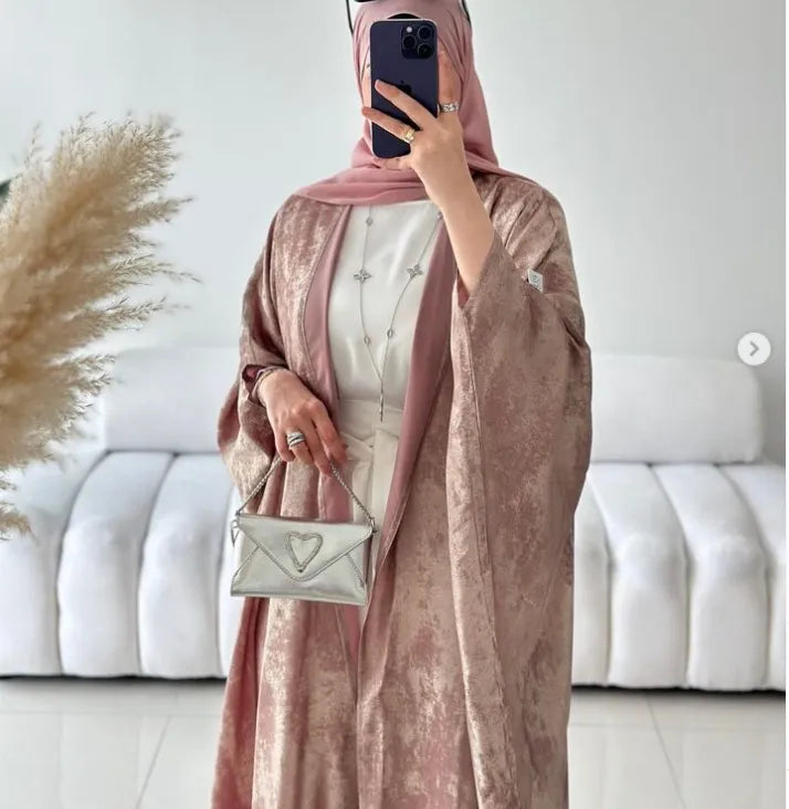 Pink with a metallic sheen Abaya