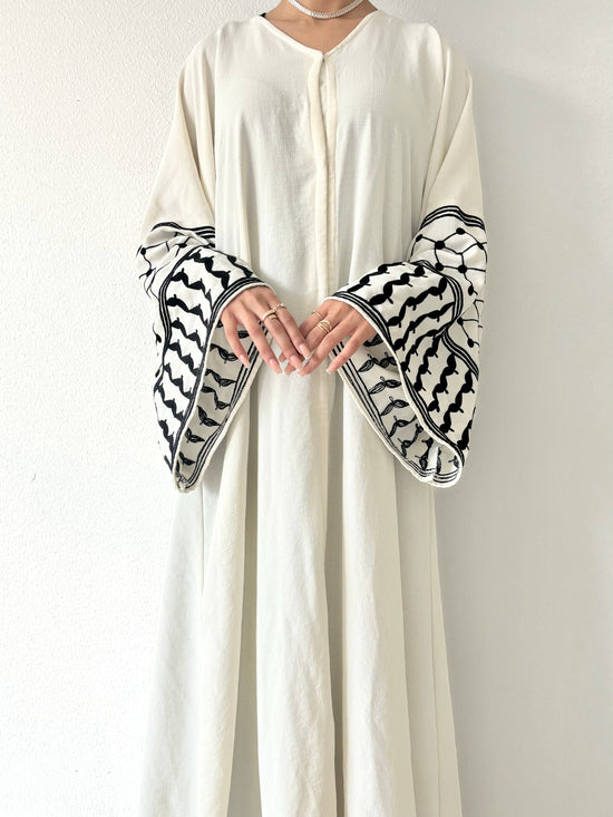 Kefiyyeh Inspired Abaya - White